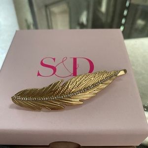 Stella & Dot Feather Hair Clip